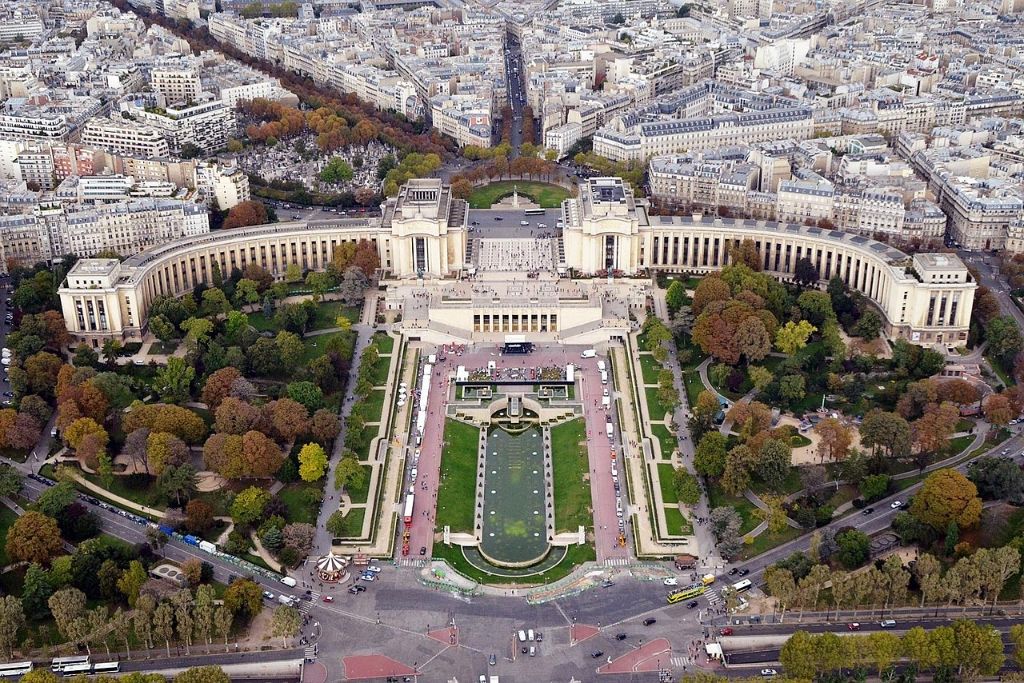 Vue aérienne Trocadéro Paris - Vision d'ensemble et accessibilité nationale